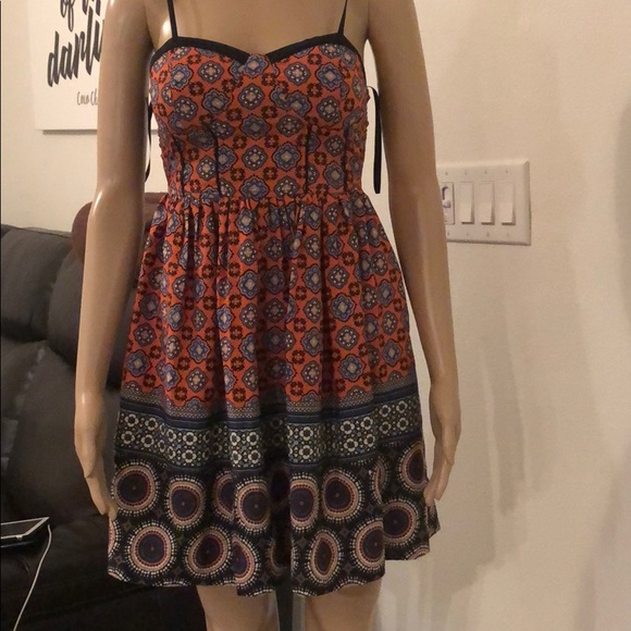 Size 0P SUN DRESS - Picture 2 of 5